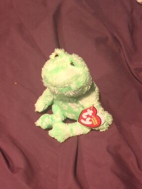 Ty Green Frog Plush with White Spots - Soft Beanie Buddie